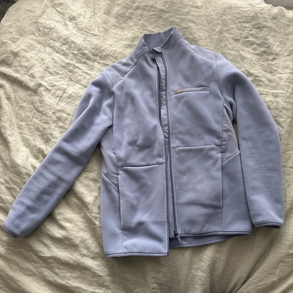 Figs vapor blue on shift fleece size S
